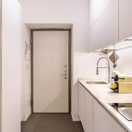 Marghera Duomo 10min, Fast Wifi & Metro Apartment Milan